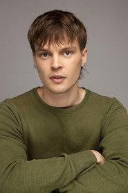 Yarno Rohling as Blue Shirt Guy in Bucket List 2025
