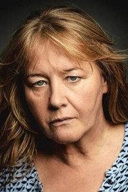 Christine Zart as Magierin in Die Prinzessin aus Glas 2026