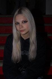 Zala Rihter as Jane in Messengers of Freedom 