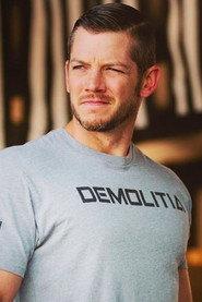 Matt Carriker as Lucas in Strain 100 2020