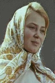 Marina Serdyuk as Nastya Podberyozkina in Summer of Private Dedov 1972