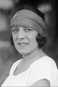 Suzanne Lenglen as Self (archive footage) in Suzanne Lenglen, the court of liberty 2024