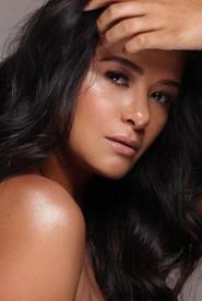Gabriela Zamora as Mei Mei in The Last Gaze 2006