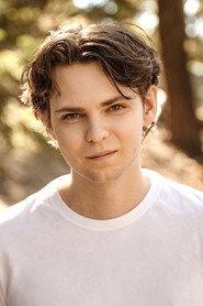 Robbie Kay as Ben Redfield in Cold Moon 2016