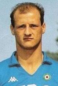 Attilio Lombardo as Self in La bella stagione 2022