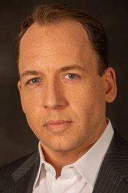 Jason Graf as Luke in Getting It 2020