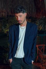J. P. Santos as Jorge in Carentena 2021