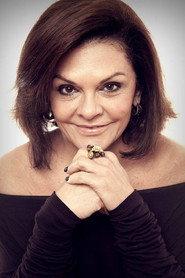 Rita Ribeiro as Tina in The Cover 2021