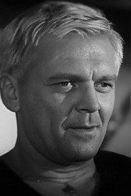 Kurt Müller-Reitzner as Baumann in Irrlicht und Feuer 1966