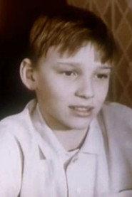 Nikolay Makrodchenko as "Шерлокхолмец" in Lucky Loser 1993