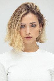 Paula Magalhães as Penélope in American Dream 2024