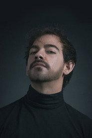 Rogeiro Martín del Campo as Ramiro in Donde Construyen las Hormigas 