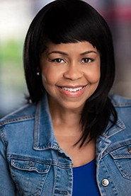 Elle Vernee as Sandy Carmichael in Our Christmas House 2024