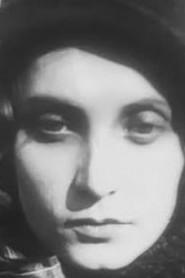 Elisaveta Yarosh as Ksyusha in Bricks 1925