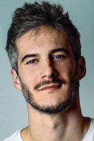 Ángel Velasco as Luis in Un encuentro
