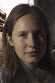 Nadezhda Klimenko Hertoft as Christine in Twister 2015