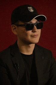Kaisar Bekeshev as Lokhmatov in Das Gift 2025