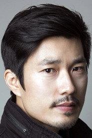 Yoo Sang-jae as Yeong-sik in Veil 2013