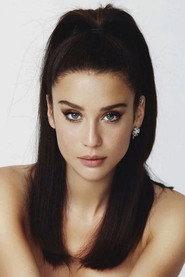 María Pedraza as Irene in Dancing on Glass 2022