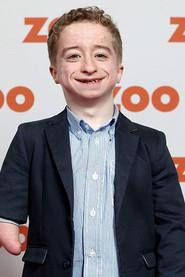 James Stockdale as Mickey in Zoo 2018