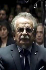 Julio Díaz as Enrique in La Llorona 2019