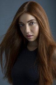 Isabel Morte as Sonia García in No dejes de grabar 2 2022