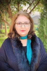 Zhyan Ibrahim Khayat as Fatima in Burned Nests 2012