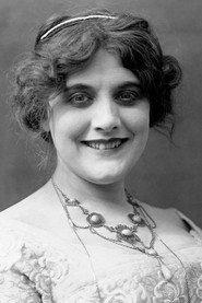Ormi Hawley as Kathleen Fitzmorris in The Ragged Earl 1914