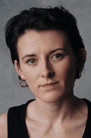 Alice Audrey O’Hanlon as Simone in Grayson Vale 