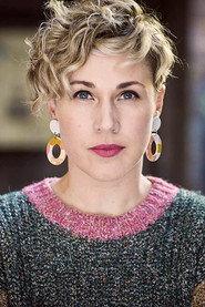 Yolanda Ramke as Survivor in Cargo 2013