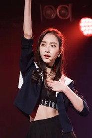 Hana Xie as Wen'er in Comic Girl Squad 2019