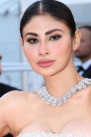 Mouni Roy as Monobina Das in Gold 2018