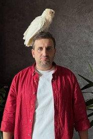Robert Martirosyan as Levon in Mek in mek 2026