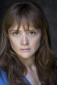 Amelia Reynolds as Mae in Help, I'm Alien Pregnant 2024