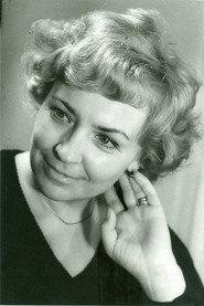 Anna Antonenko as продавщица салона одежды in This Fantastic World 16 1990