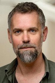 Martin Geertz as Psykolog Lars Juel in Mulm 2024