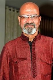 Vijay Kashyap as Union Leader in Ardh Satya 1983
