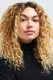 Victoire Vieyra as Carla in Holybelly 2025