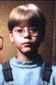 Vidal Peterson as Simon in Wizards of the Lost Kingdom 1985
