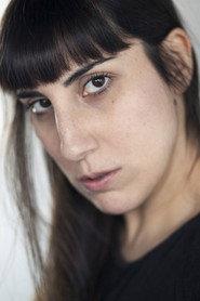 Elena Gigliotti as Anna in Il giorno e la notte 2021