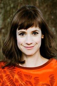 Anna Schumacher as Michaela in Zwischen uns die Mauer 2019
