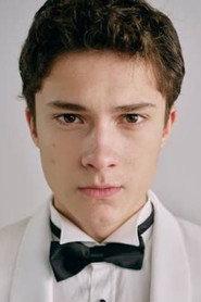Çağan Efe Ak as Deniz in Siblings Team 2024