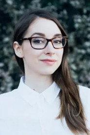 Melanie Recker as Cheryl in Fields of the Dead 2014