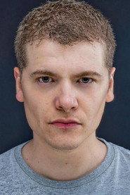 Clément Brun as le gendarme stagiaire in Moi et ses ex 2011