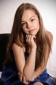 Ulyana Vorozheykina as Liza in To the Sea! 2009