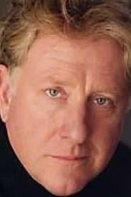 Michael Tomlinson as Barney Rosenzweig in Behind the Camera: The Unauthorized Story of Charlie's Angels 2004