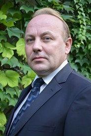Igor Zorov as Иван Антонович in Happy Family Tariff 2013