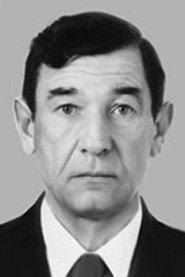 Anatoly Vasilyev as  in A Show for a Single Man 1994
