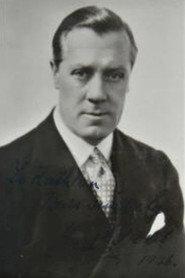 Fred Groves as Sam Waldock in Royal Eagle 1936