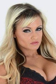 Lauren Fogle as Hot Chick (segment "Overkill") in 10/31 Part 2 2019